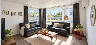 Whole House-Nice, cozy house in Dunedin with spectacular view - 7
