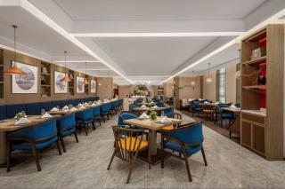 Ramada Plaza by Wyndham Jinan West Railway Station - 4