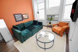 2BR Downtown Milwaukee Stay - 5 Min to RiverWalk - 2