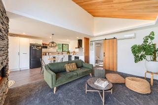 Hamptons Retreat - 1BR with Hot Tub and Fireplace - 5