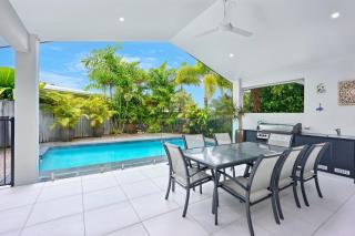 Seaside Haven 4 Bedroom Holiday House with Private Pool in Palm Cove - 7