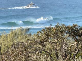 Absolute beachfront at Castaways- Sunshine Coast - 0