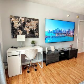 Cozy Bayview Brickell Apt with Free Parking & Top Amenities - 6