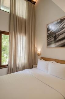 Treetop 2 - Scenic Bingin villa w master loft & sunrise views - 1