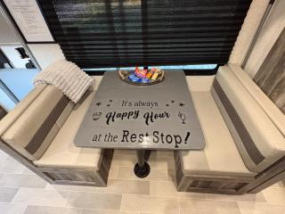 Rest Stop Camper - 5