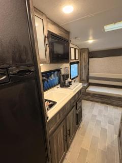 Rest Stop Camper - 2