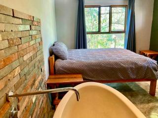 Flame Lily Cottage - 0
