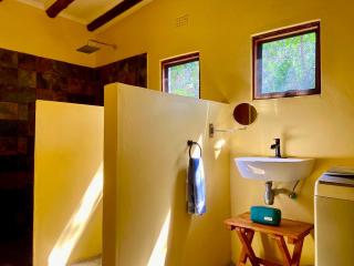 Flame Lily Cottage - 7