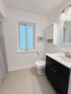 Coming 9/28 $80K Designer Reno, Walk to Ryan Field - 3