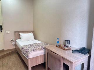 ALVERA Hotel Baku - 1