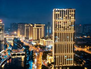 Wanda Reign Chengdu - 9