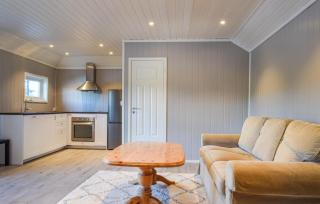 Stunning Home In Hornnes With House Sea View - 7