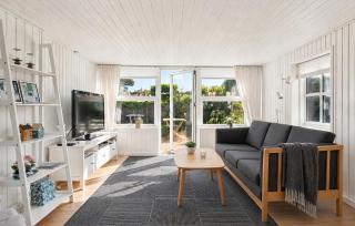 2 Bedroom Beautiful Home In Ebeltoft - 8