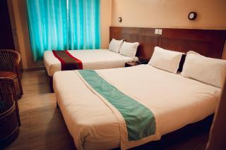 Hotel Pokhara Lake Sarowar - 7