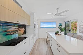 The Cove - best ocean views - sleeps 6 - 2