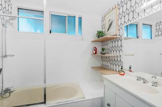 20 Yarrong Road Close to Cylinder Beach - 9