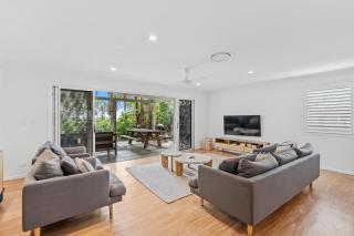 Driftwood on Home Beach - Absolute Beachfront - 6