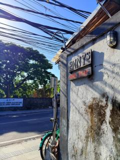 Homestay Ennys sanur - 9