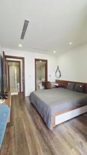 Elite 2BR Executive Stay - Prime City Center - 6
