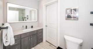 Downtown Cincinnati 2BR, Walk to Reds and Casino - 2