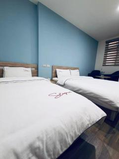 Downtown Accommodation - 2