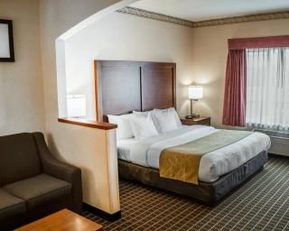 Comfort Suites Portland Southwest - 0