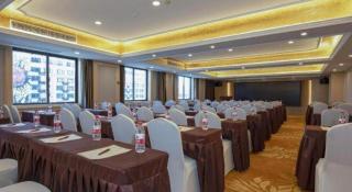 Vienna Hotel Anhui Huainan Railway Station - 3