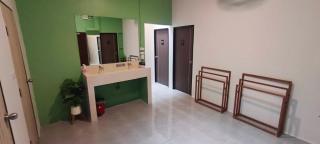 Tinlay house and hostel - 5