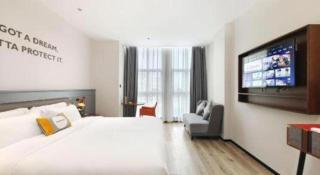 Premier City Comfort Hotel Hechi Luocheng Central Plaza - 2