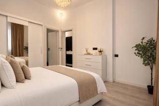 Central Lascar Residence 2BDR - 7