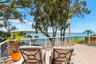 Waterfront Apartment - Soldiers Point - 5