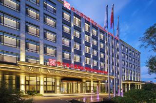 Hilton Garden Inn Qingdao West Coast Century Avenue - 0
