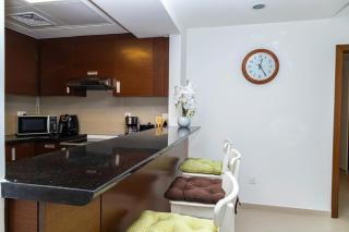 Bloomfields 1BR in Gate Tower - Al Reem - 3
