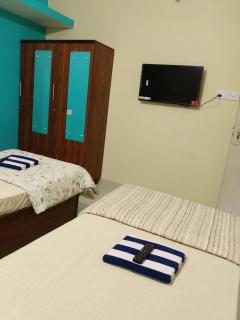 Premium Room near BIEC, IKEA, Nagasandra Metro - 9