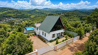 Willostays Bohemian Villa 4bhk - 8