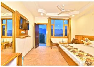 Dharamshala Best hotel Retreat Pine View- free Paking- Dharamshala stadium 5km- Mcleodganj 10 km - 6