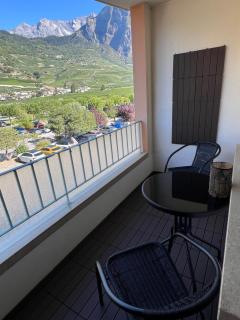 Studio 38 m2 bains de Saillon - 1