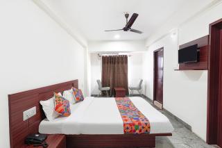 FabHotel Sri Durga Residency - 3
