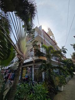 Thisha Hotel & Restaurant - 0