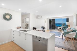 The Shoal Apartments Unit 310 - 4