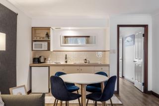 Marguerite Studio - central town & pool - 7