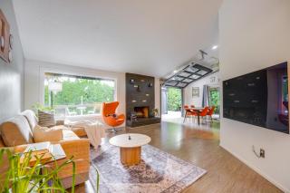 6 Mi to Vancouver Waterfront! Modern Extended Stay - 0