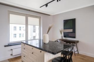 Huge terrace, Embassy Area, Prestigious Location - Charming Retreat by Innorental - 1