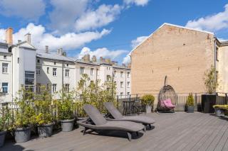 Huge terrace, Embassy Area - Premium Retreat by Innorental - 0