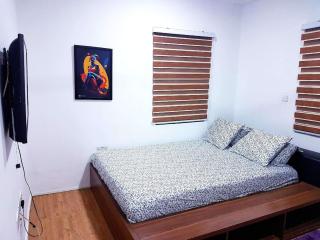 Osu Signature Apartment - 4