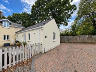Love Cottage - 4
