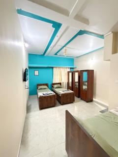 Premium Room near BIEC, IKEA, Nagasandra Metro - 2