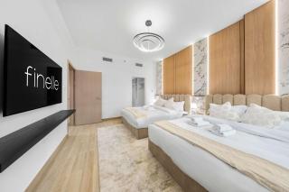Modern and Spacious 4BR Retreat at Water's Edge Yas Island - 8