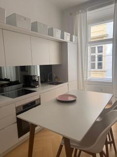 Charming One Bedroom Appartment in Vienna's City Centre - 7