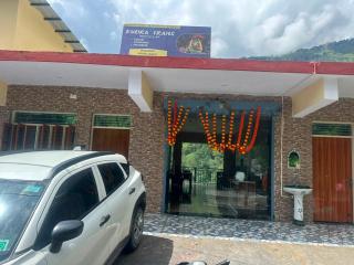 Rudra Trails Homestay and Cafe - 8